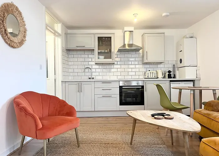 A Seaside Hideaway In Central Penzance Location